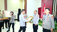 Polres Bulukumba raih penghargaan kelola keuangan terbaik dari Kapolri.