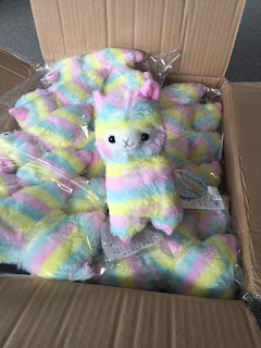 CLAW GRABBY MEDIUM RAINBOW ALPACASSO