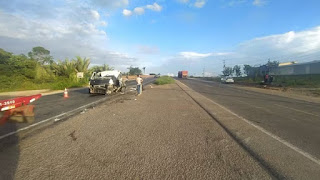    Motorista de van fica gravemente ferido após colisão com veículo de carga na BR-135, no Maranhão