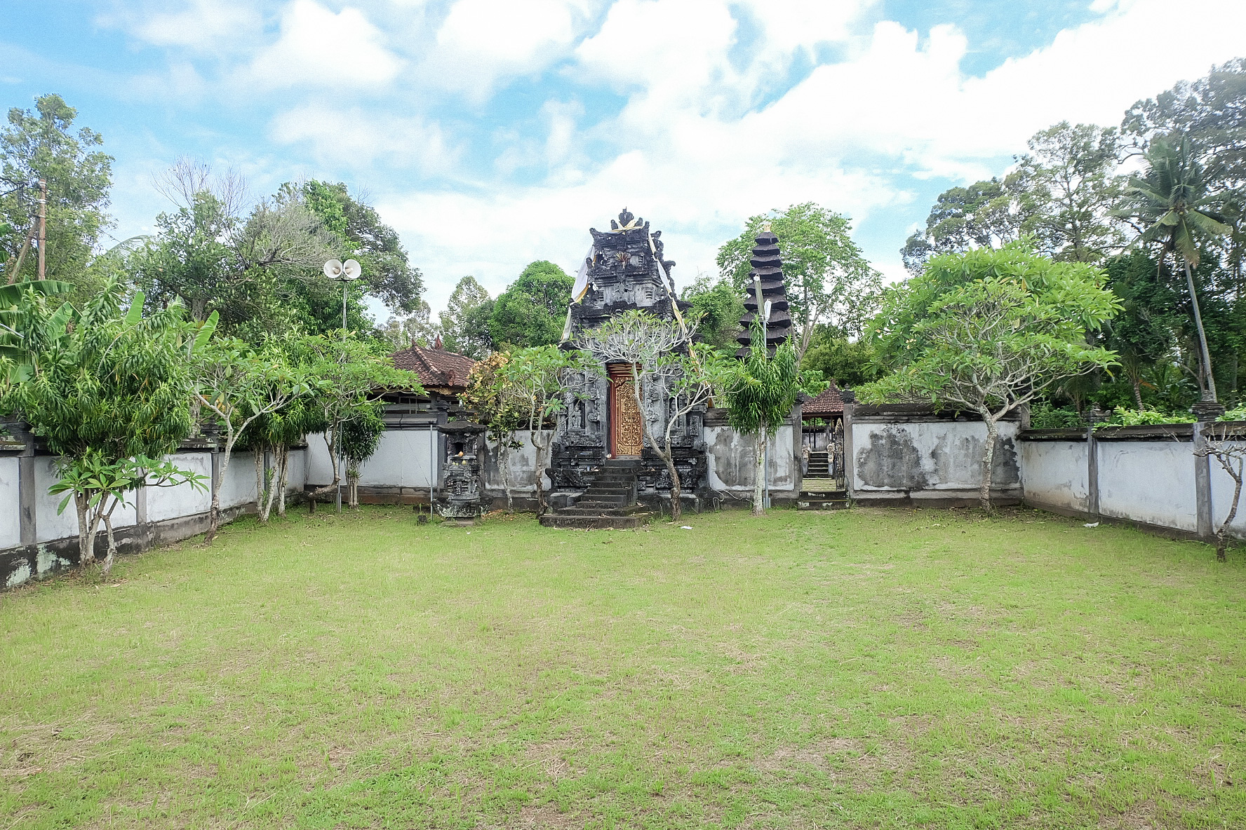 Pura Taman Sari Buleleng