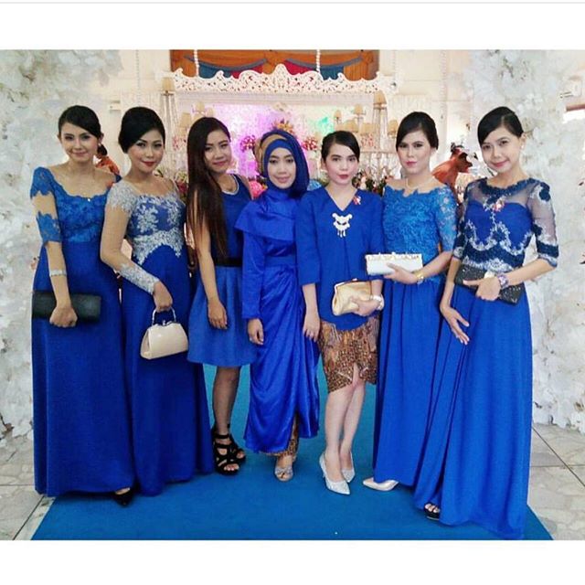  Kebaya  Biru  Polos Inspirasi Kebaya  Modern