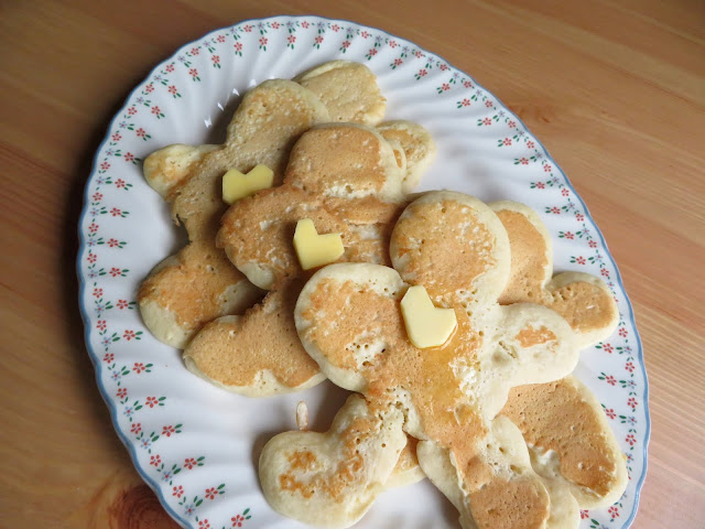 Ma's Pancake Men for Pancake Day