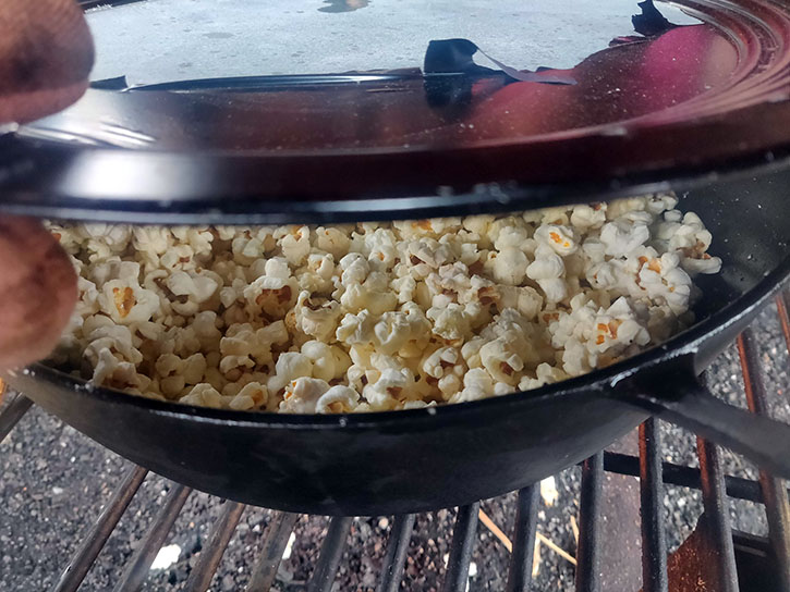 Lagring Forbedre Hverdage Skau & Co.: Popcorn over bål