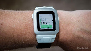 Pal adds GPS and battery life to your Pebble, but also a lot of bulk