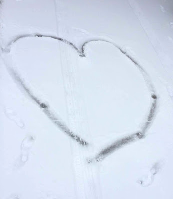 Heart in the snow