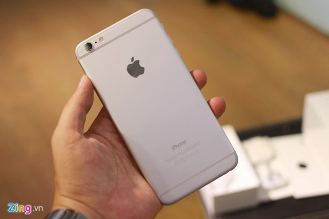 Đập hộp iPhone 6 Plus đầu tiên tại Việt Nam