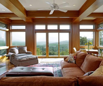 Design interior rumah kayu 
