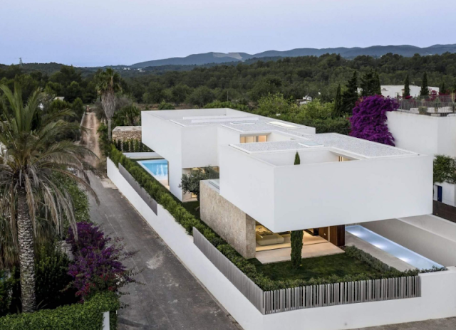 Nhà biệt thự đẹp kiến trúc hiện đại ở Ibiza  - The House of Three Trees