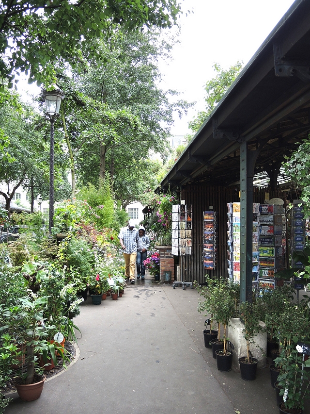 Parijs: Marché aux Fleurs Reine Elizabeth-II