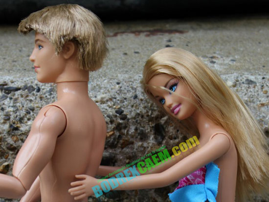 Beredar Foto Topless Kate Middleton Versi Boneka Barbie [ www.BlogApaAja.com ]