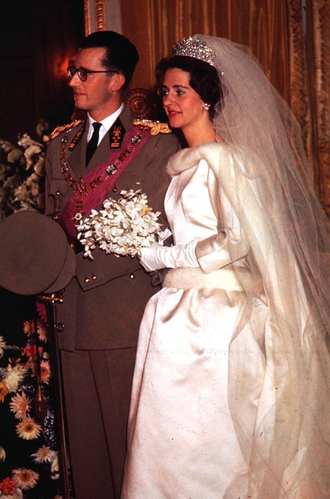 The Royal Order Of Sartorial Splendor Wedding Wednesday Queen