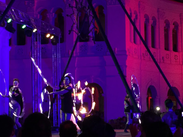 2015 Singapore Night Festival - Starlight Alchemy Performance