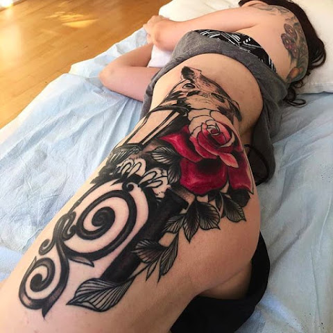 These Hip Tattoos By Miryam Lumpini Don't Lie