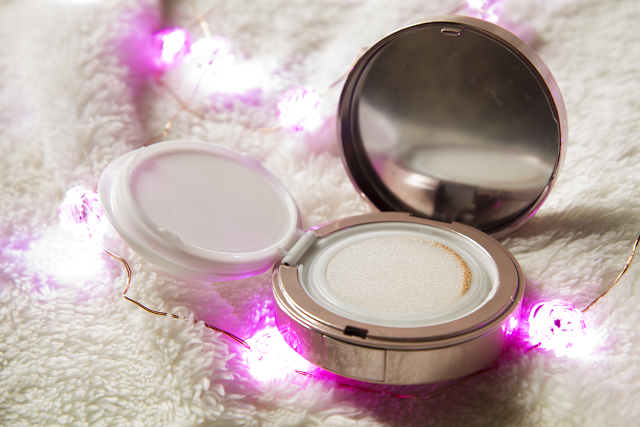 Photo of 100% Pure Maracuja Oil Air Cushion Foundation.