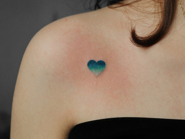 Mini tatuagens femininas