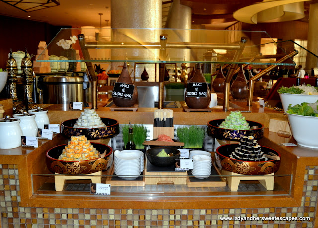 maki and sushi in Liwan Rotana