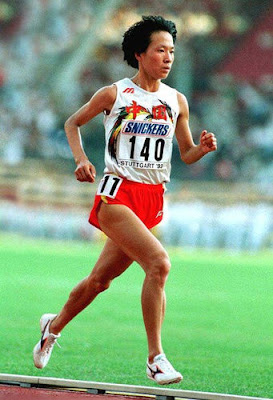 Wang Junxia en los mundiales de Stuttgart 1993