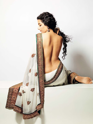 vidya balan, braless, saree, without blouse