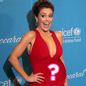 Alyssa Milano is pregnant The actress 38 confirmed the news herself on 