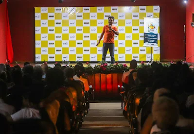 Show de comédia arrecada cerca de meia tonelada de alimentos para o Bahia Sem Fome -Itiruçu Notícias