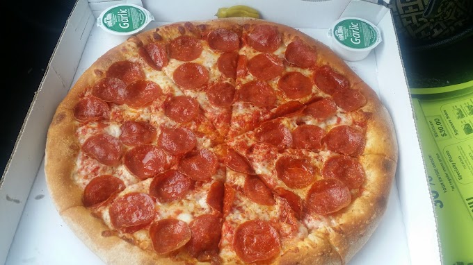 #PapaJohns $5 Large #Pizza Today Only 7/6 Joliet IL Location on Jefferson St!