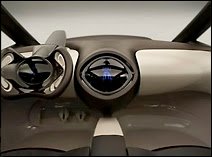 L'habitacle futuriste du concept car Toyota Hybrid X.