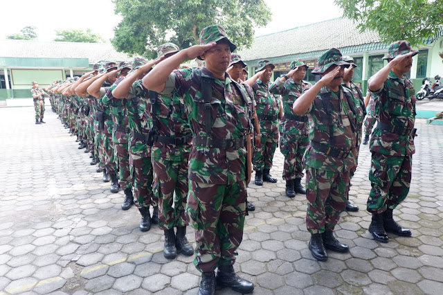 KodimKaranganyar - Kodim Karanganyar Pelihara Kedisiplinan Prajurit Melalui Latihan PPM