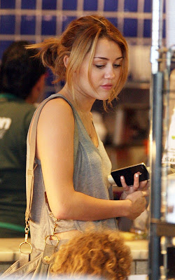 Miley Cyrus, Hollywood actress