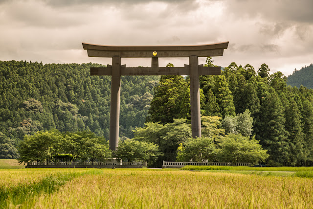 Oyunohara Torii :: Canon EOS5D MkIII | ISO100 | Canon 24-105@85mm | f/5.6 | 1/160s