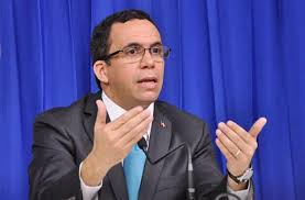 Navarro pide luchar contra labor infantil 
