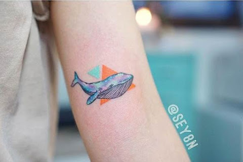 Simple and Dream-Like Micro Tattoos of Seyoon Gim
