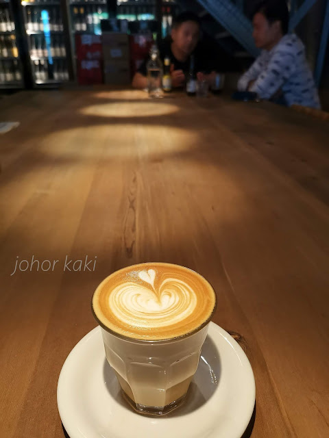 Cafe Hopping Guide in Taipei for Stylish Coffee Geeks with Class