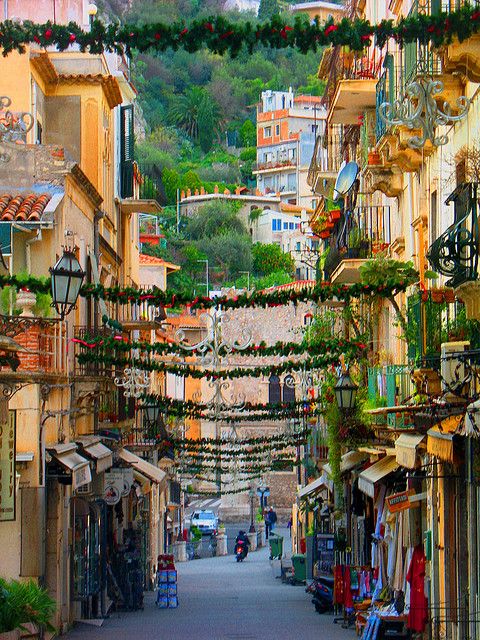  Gambar Lorong Pejalan Kaki Yang Indah di Italy Scripters 