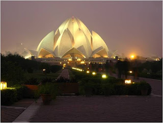 Bahá’í House of Worship a.k.a Lotus Temple (Delhi, India)