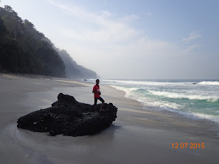 Pantai Segladak Tulungagung