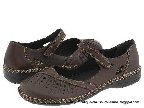 Boutique chaussure femme:boutique-640981