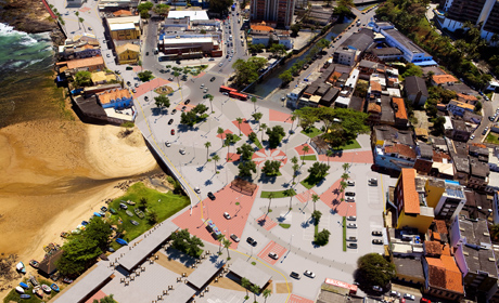 Atenção! A reunião do próximo dia quatro será no  Teatro do Sesi