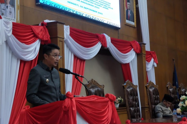  Pj Bachyuni Hadiri Rapat Paripurna DPRD Perubahan APBD Tahun 2023