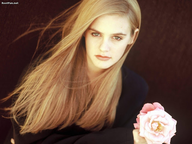 Alicia Silverstone Hd Wallpapers