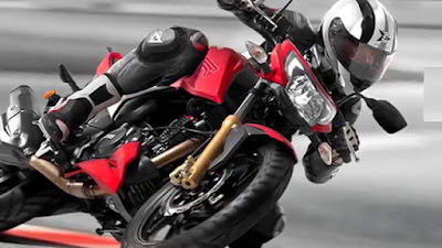 TVS Apache RTR 200 4V in Reacing track