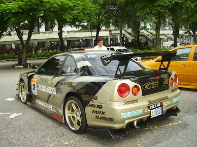 putra skyline r34