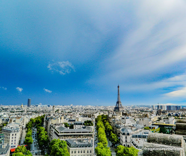 Paris vista do alto do Arco do Triunfo