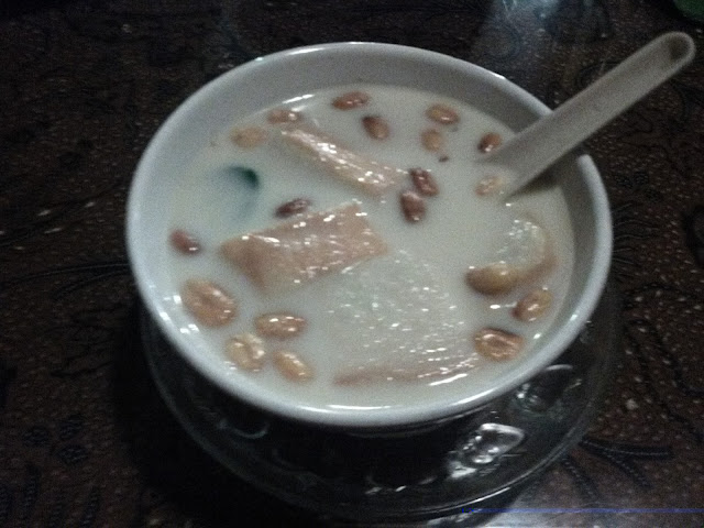 Wedang Sekoteng Waroeng Joglo Wonosobo (foto direktorijateng.com)