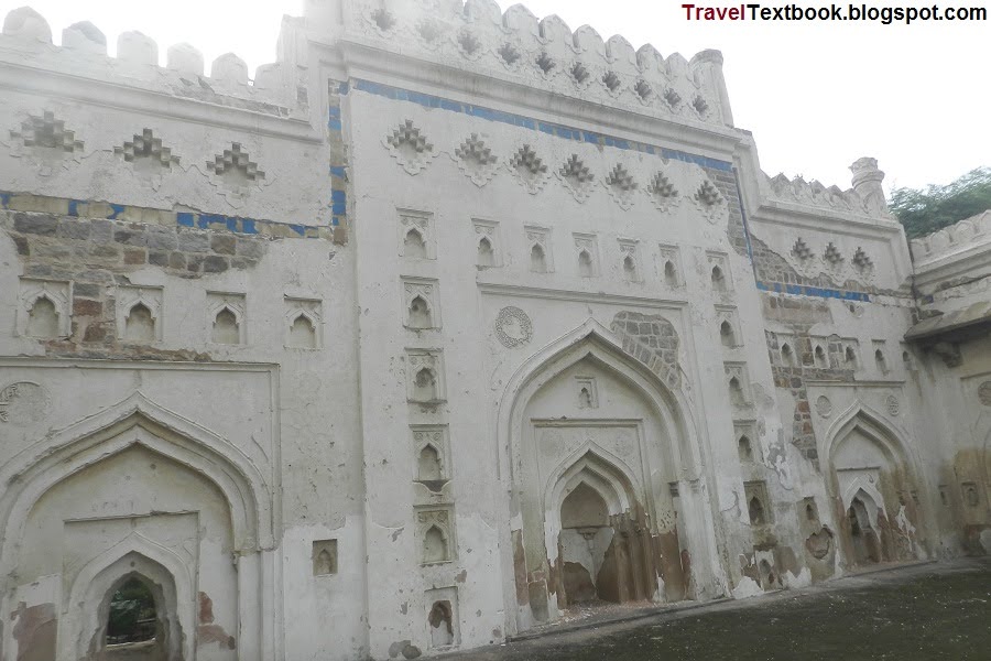 Madhi Masjid Delhi