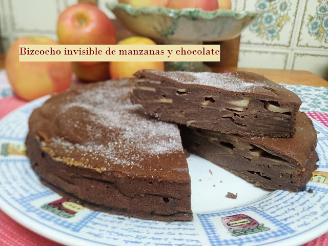 BIZCOCHO INVISIBLE DE MANZANAS Y CHOCOLATE