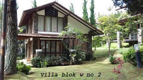 Villa Istana Bunga di Lembang Bandung Barat