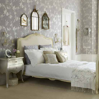 Vintage Bedroom on Love How Romantic This Bedroom Feels It S Got A Vintage Feel To It