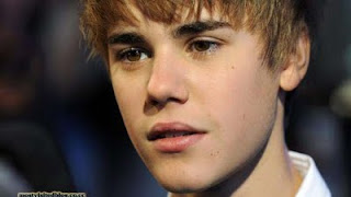 popular Celebrity Justin Bieber on the carribean,professional phto shoot of justin bieber   justin bieber photo with great hairstyles, justin bieber with selena gomez and justin bieber with short haircut