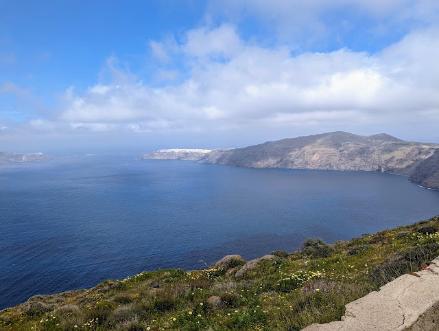 Views of Oia on the Oia to Fira walk in Santorini