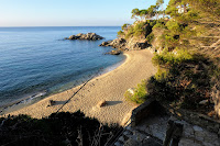 Cala Belladona y sus islotes en Sant  Antoni de Calonge. Costa Brava